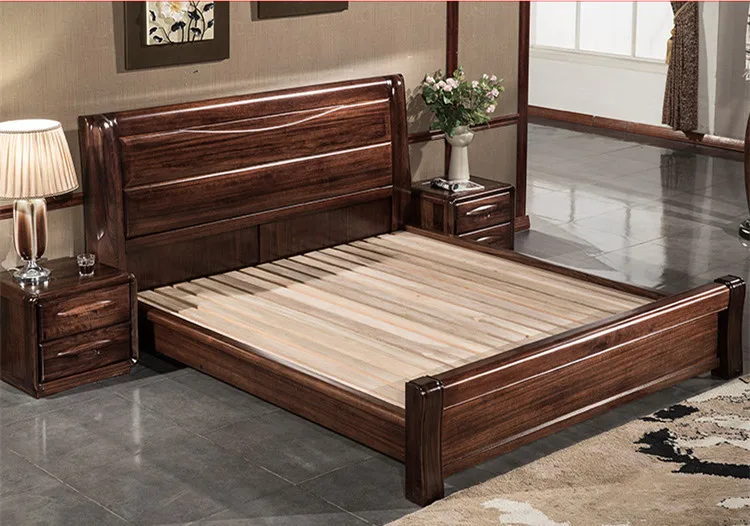 China Factory Fashionable Queen Bed Room Set With Night Table Wooden Frame Bed