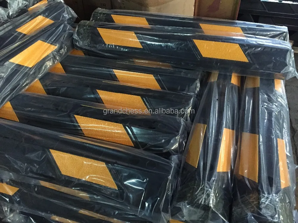 
Grandchess 55cm Durable 2 Sides Reflective Rubber parking block 