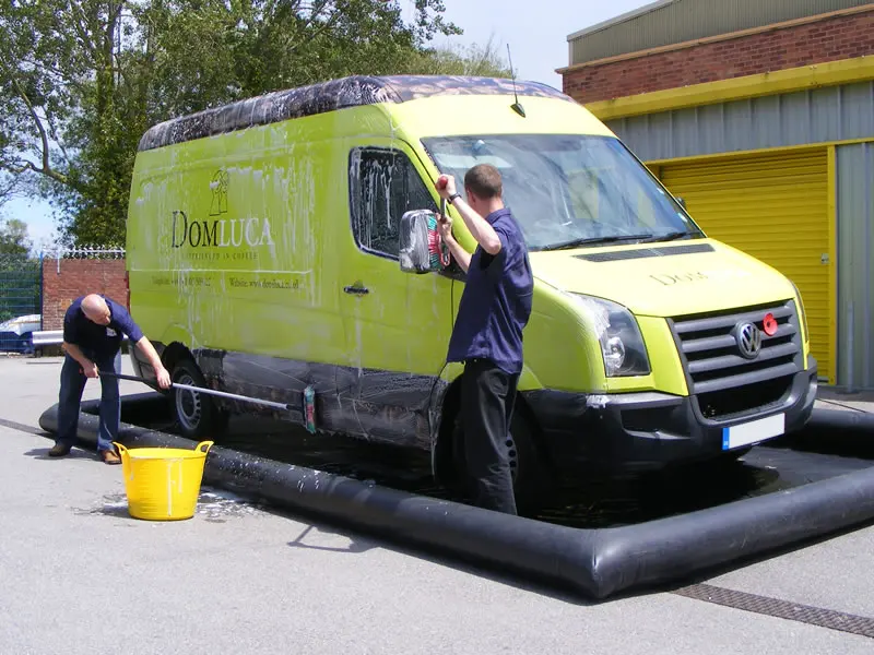 Easy set up Portable water collector Containment Mat inflatable car wash mat