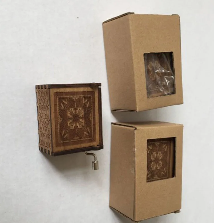 Деревянная музыкальная шкатулка ручной