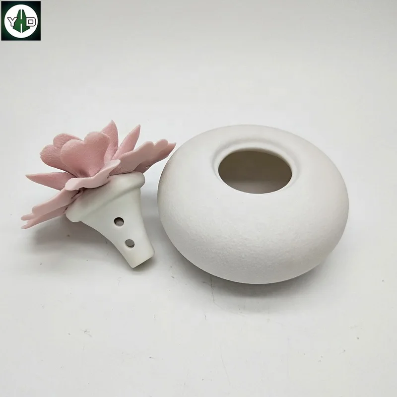 Eco-friendly Handmade matte pink  flower ceramic  aroma oil diffuser Ceramic Aromatherapy Bottle Car Fragrance Air Purification