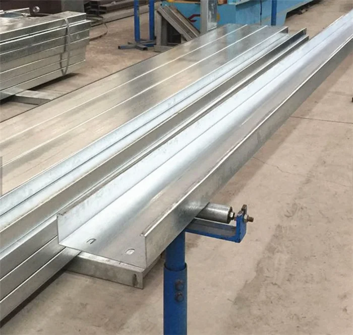 Construction Building material Z C W L Channel section steel metal roofing purlin /profile low price