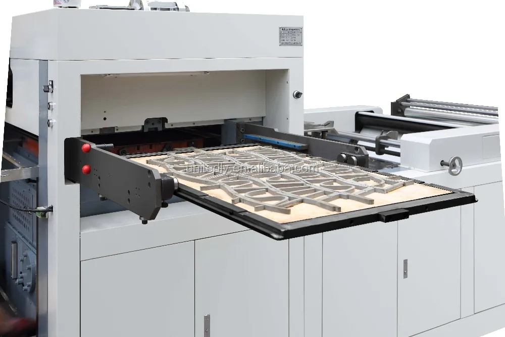 
Use die cutting and creasing machine(with cardboard,corrugated board etc) 