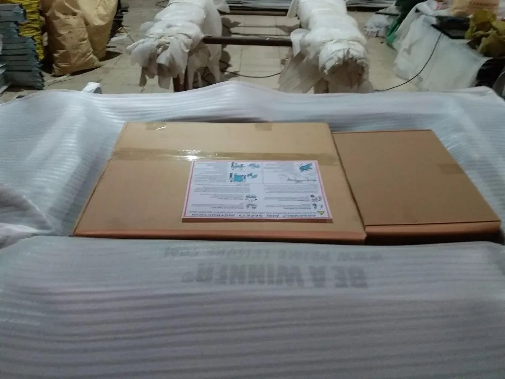 Single folding movable table tennis/indoor ping pong table