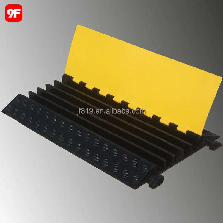 4-channel heavy duty rubber cable protector cable ramp