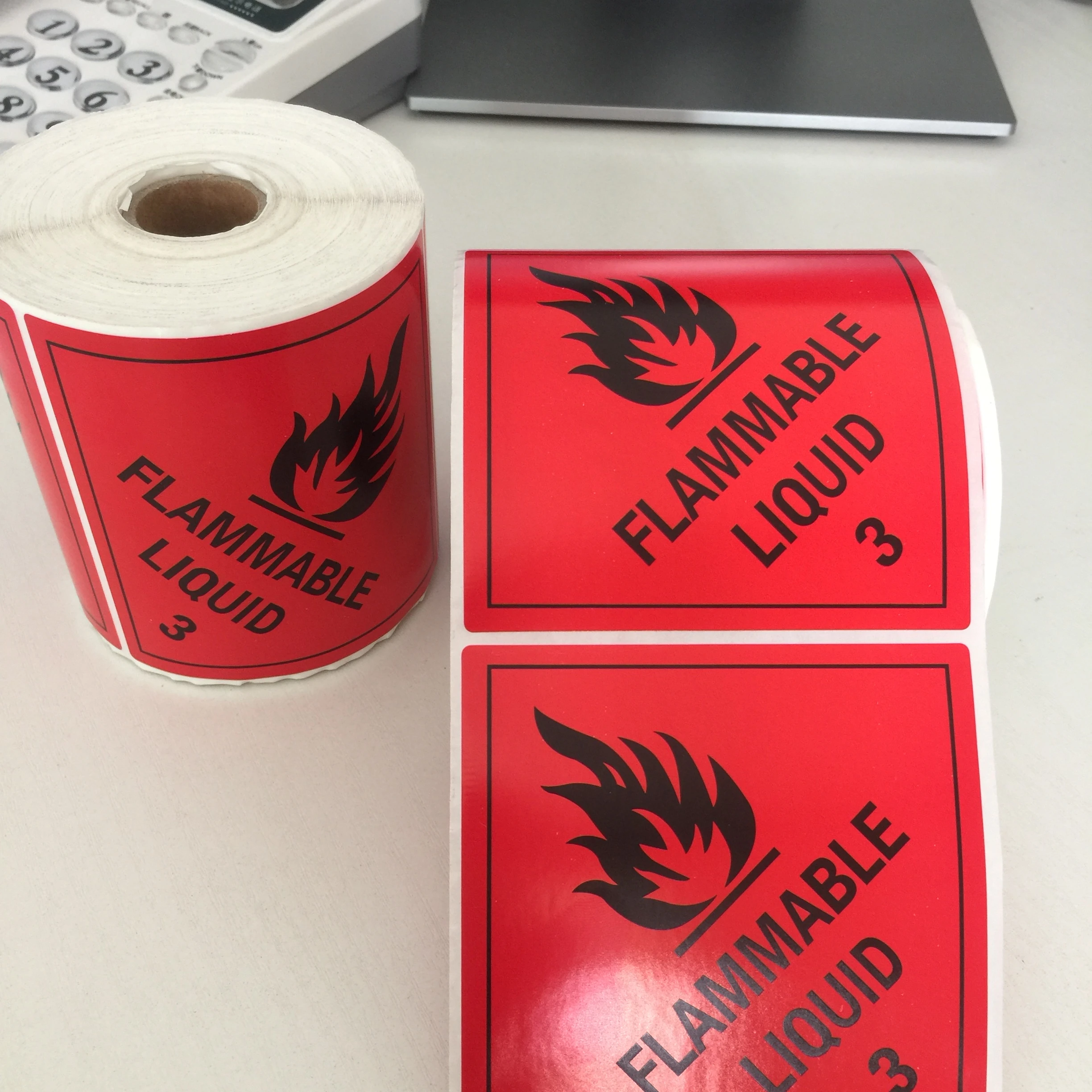 Dangerous goods label 100mm x 100mm,250pcs/roll