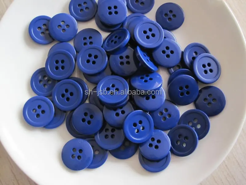 Round  plastic button