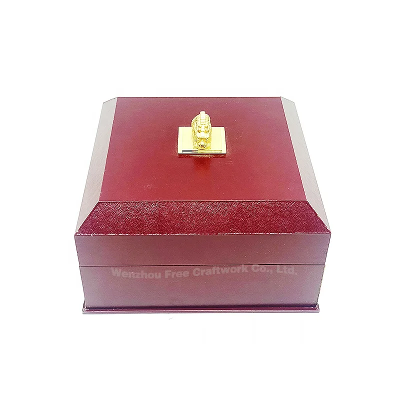 2019 wholesale Custom logo dragon luxury cosmetic packaging paper gift box