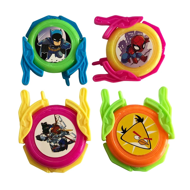 New Small Plastic Novelty Cartoon Figure Printed Ejection Flying Disc Capsule Toys for Vending Machine