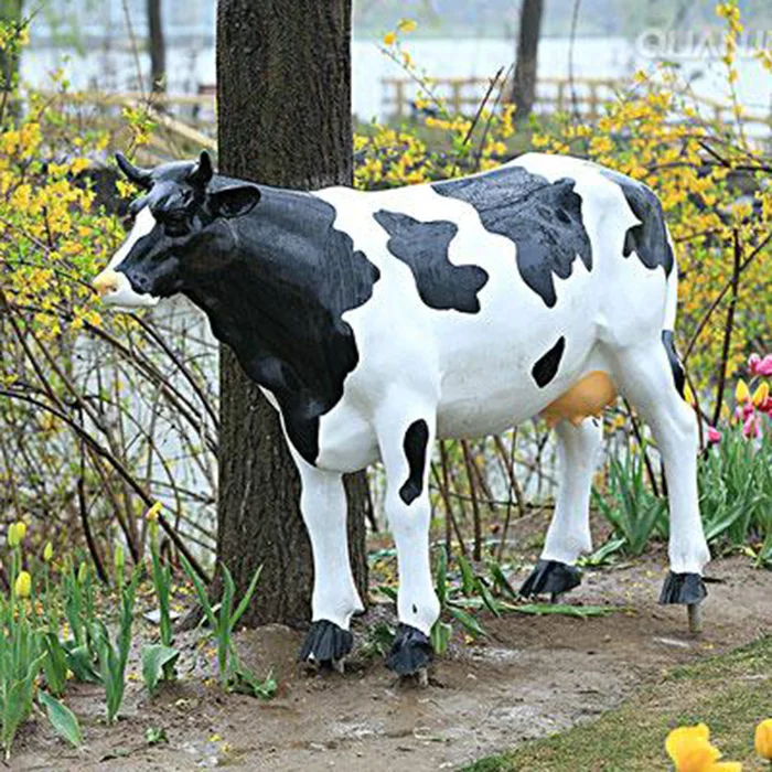 Playground Equipment Decorative Fiberglass Cow Statue