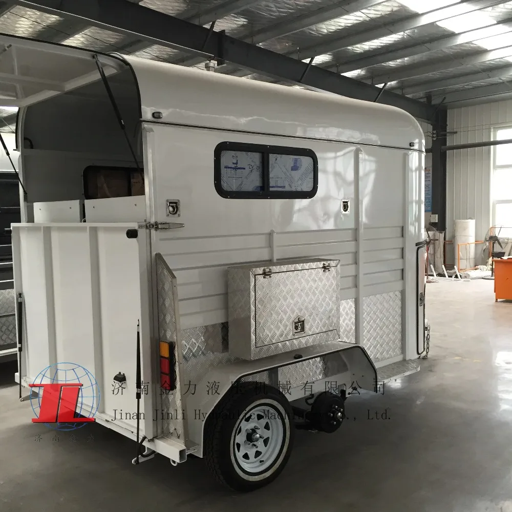 hot 2 horse straight load float with kitchen