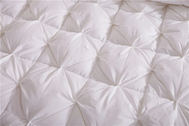 TWISTED HIGH QUALITY WHITE GOOSE DOWN QUILT