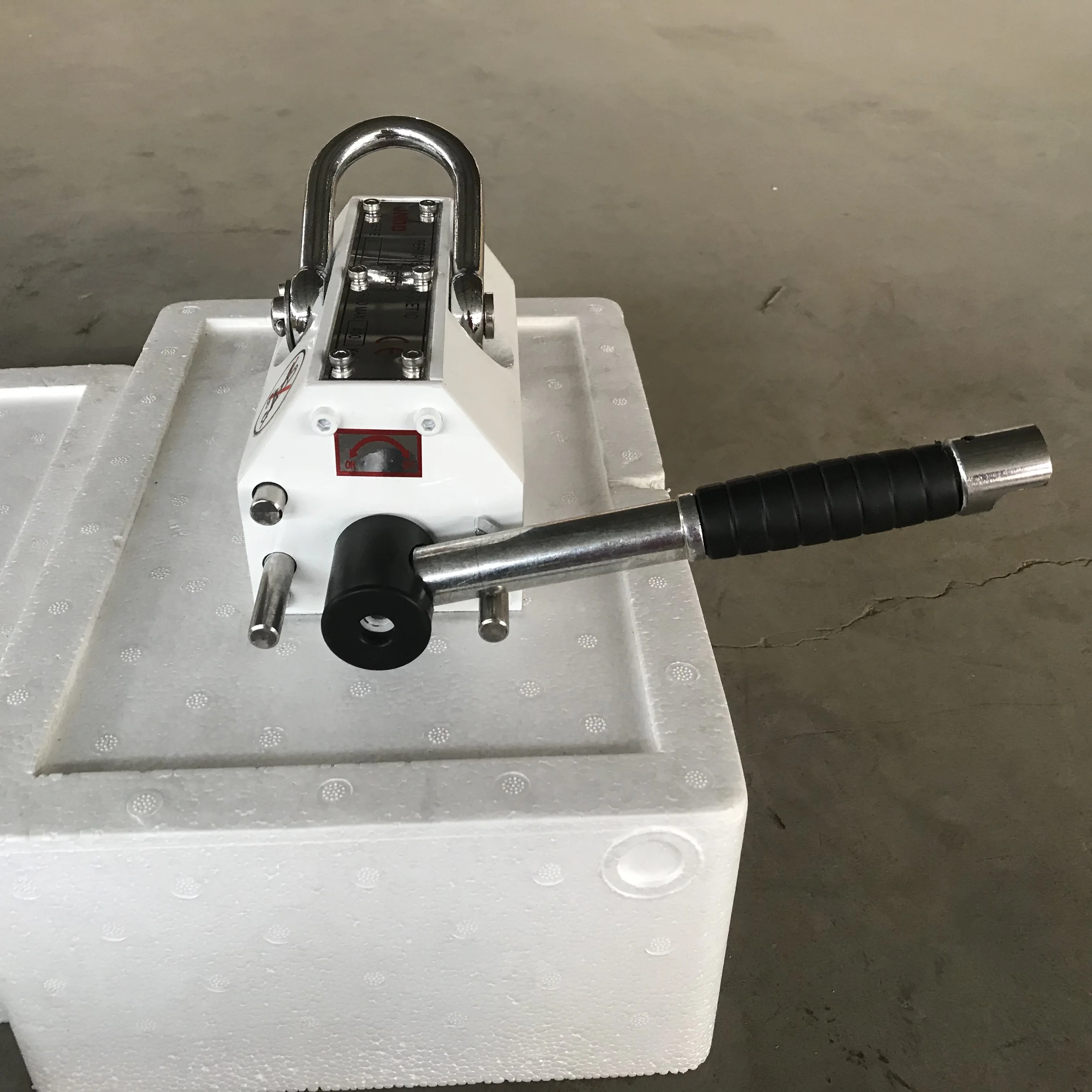 magnetic lifter lifting magnet manufacturer magnet lifter