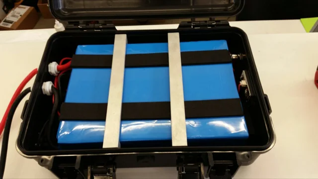 portable high power rechargeable lithium battery 12v 100ah for fishing boat