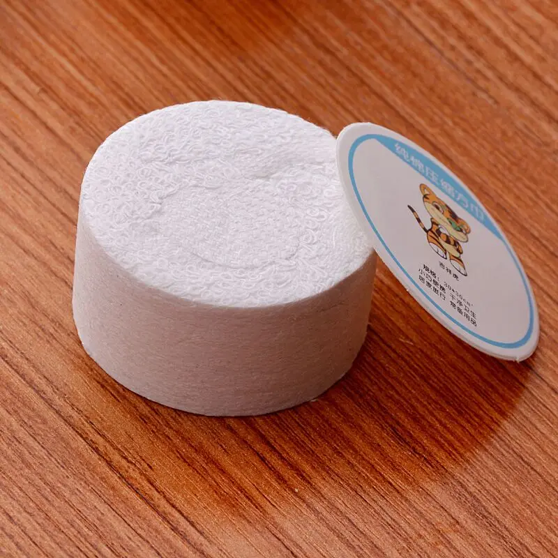 Hot Sale 100% Cotton round Shape Compact Towel Wholesale Disposable Soft Quick-Dry Woven Towel for Adults