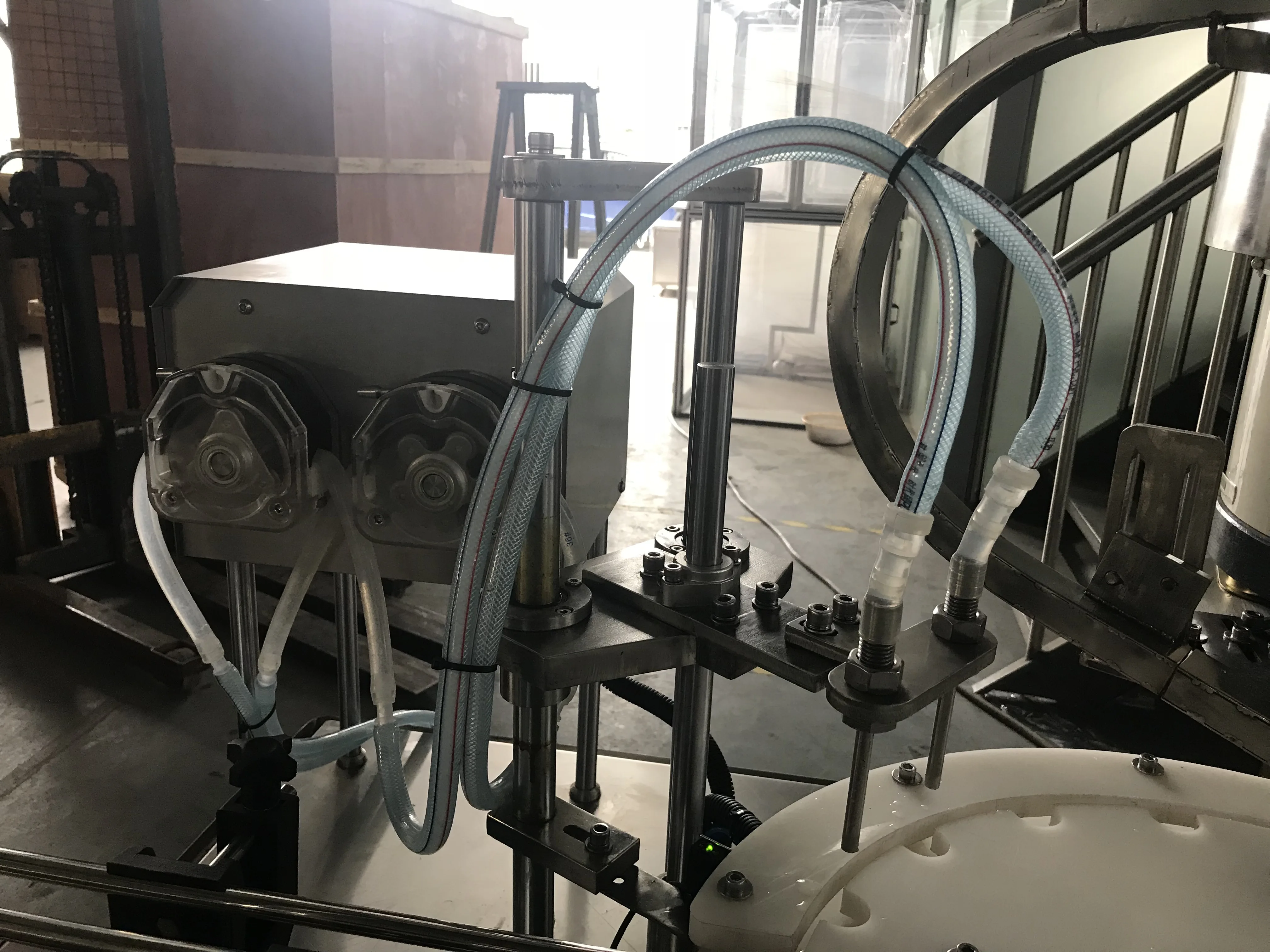 Прямая продажа с завода, автоматическая машина для розлива бутылок с эфирным маслом, травами, цветами