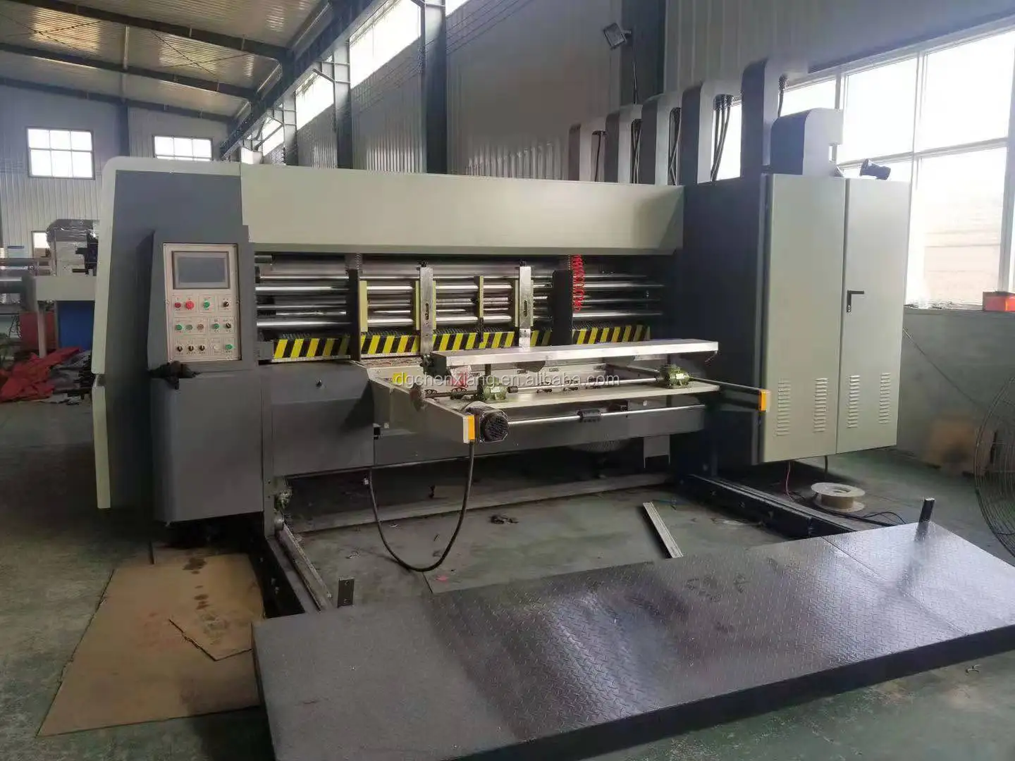 China automatic corrugated box flexo printing carton machine printer slotter for sale