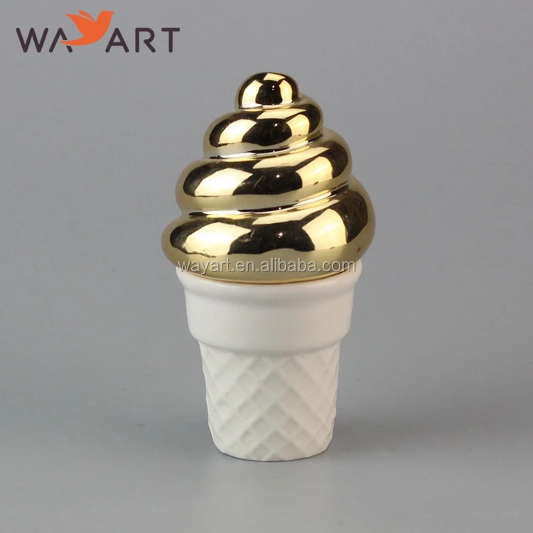 Lovely Ceramic Cupcake Cookie Jar With Nice Design