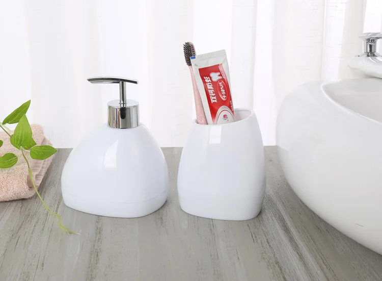 Unique Shape White Plastic Bathroom Set Cute Tooth Cup Soap Plate and Body Shampoo Dispenser
