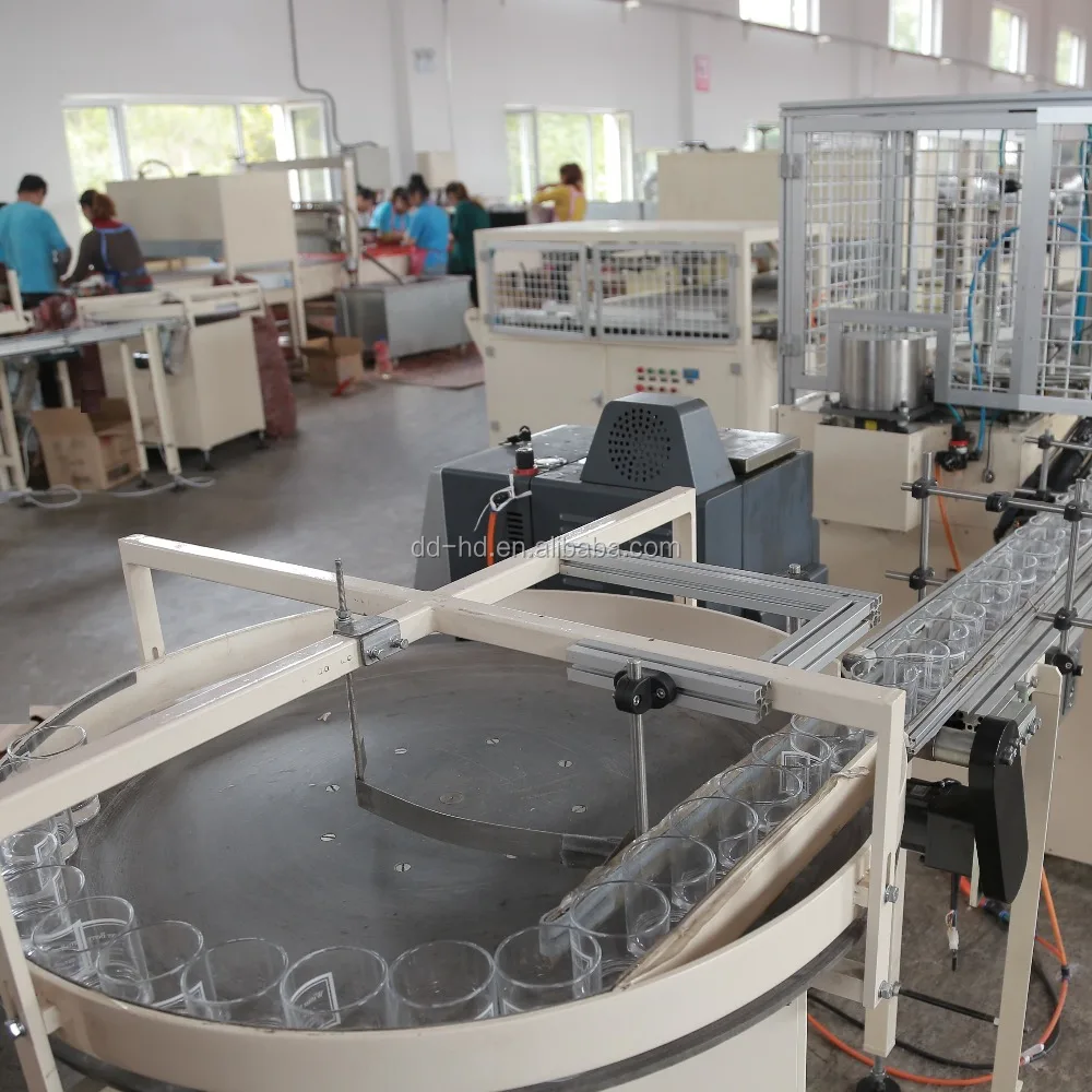 
Glass Cup Candle Filling Machine it is mainly usedfor glass cup or other tallcontainer,to achieve high efficiency candle filling 