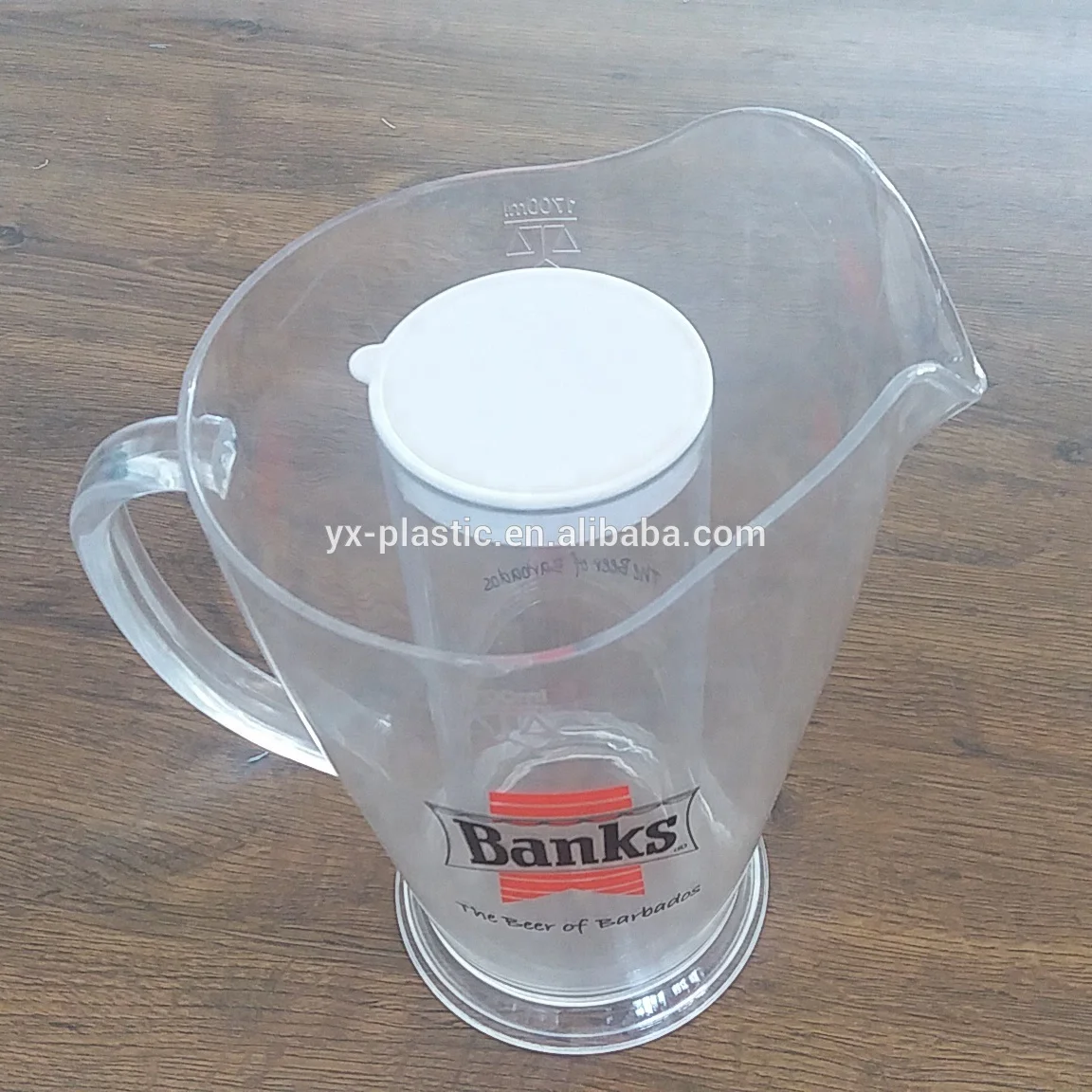 1700ml Plastic Beer Pitcher with Ice Chamber