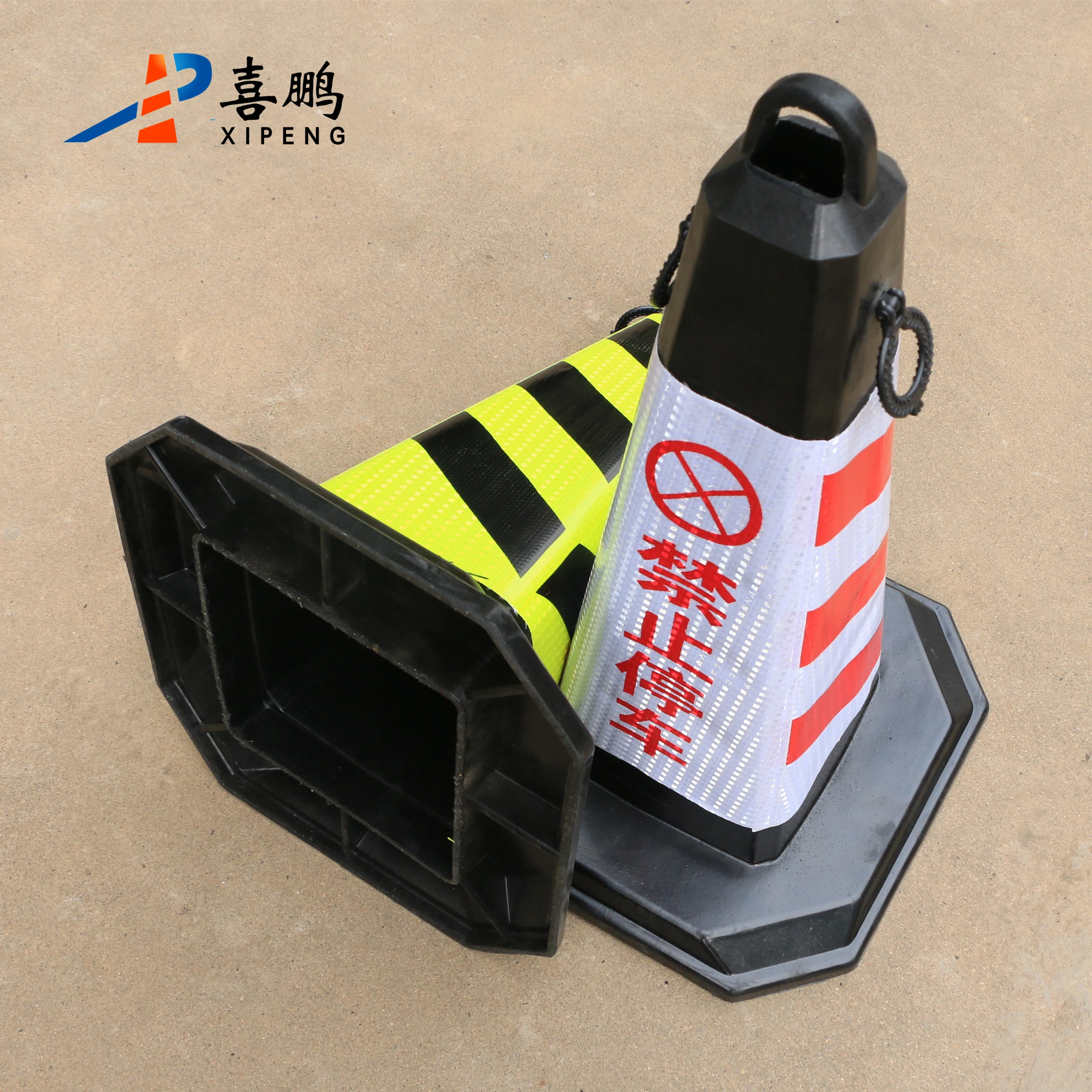 Wholesale 700mm Reflective Heavy Duty Flexible Rubber Black Road Traffic Cones