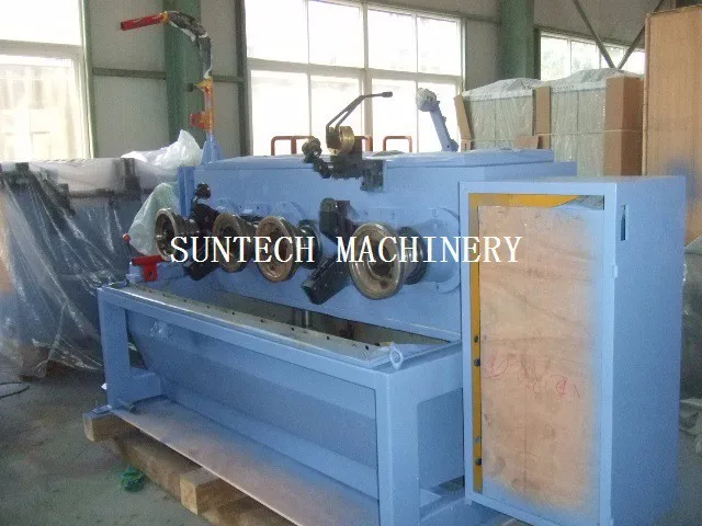 Wet type wire drawing machine for making nail