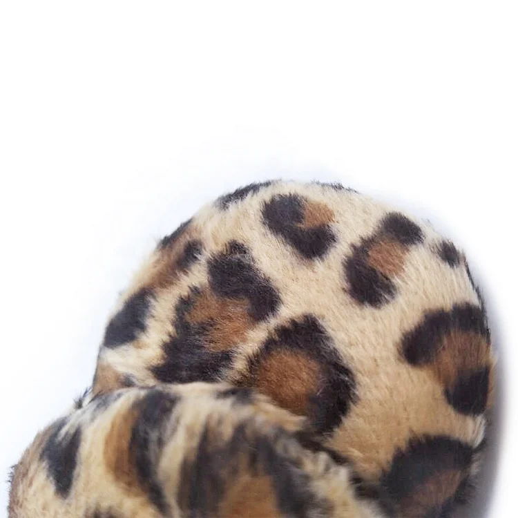 Factory wholesale 2019 New Arrival  Beauty Cosmetic Makeup Powder Puff Leopard Print lovely Fluffy puff