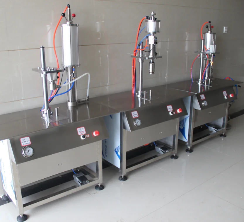 Semi-automatic WD-40 Chain cleaner & degreaser can filling equipment