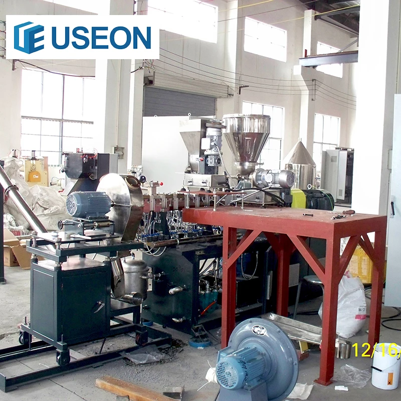 Хорошее Обслуживание лаборатории пластик масштаб двухшнековые экструдера ПВХ Экструзионная линия машины