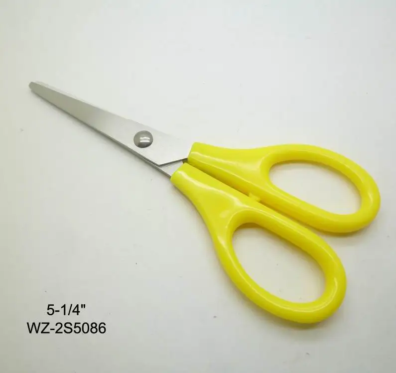 stainless steel material blade with plastic handle type kids scissors small size mini sewing scissors and nail clipper