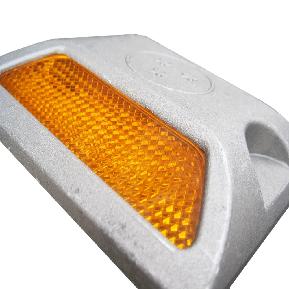 Traffic Safety Cast Aluminum Cat Eye Reflective Road Mark Stud Roadside Raised Driveway Marker Single or Double Side Reflector