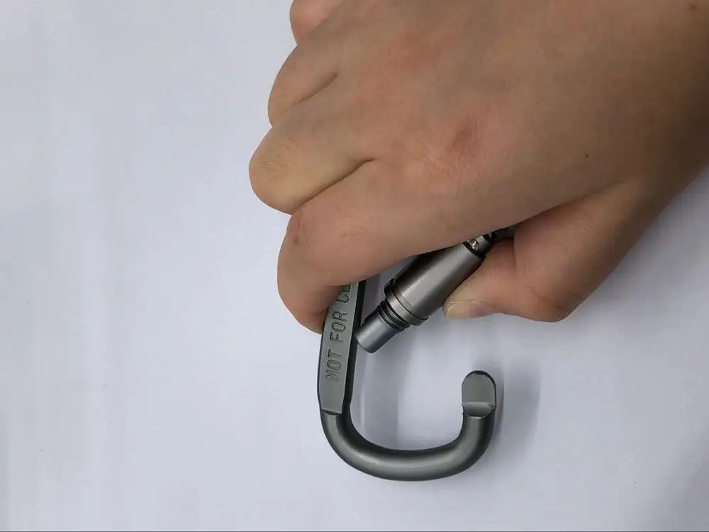 China wholesale custom logo small lock climbing keychain snap hook safety heavy duty metal spring clip hook aluminum carabiner