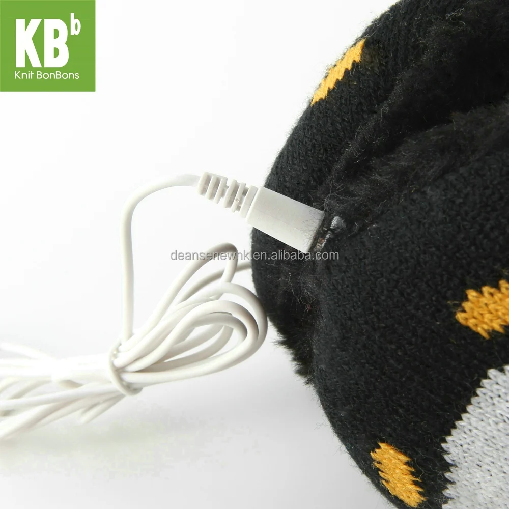 Cute Penguin Custom Made 100% Acrylic Knit Earmuff with Headphone