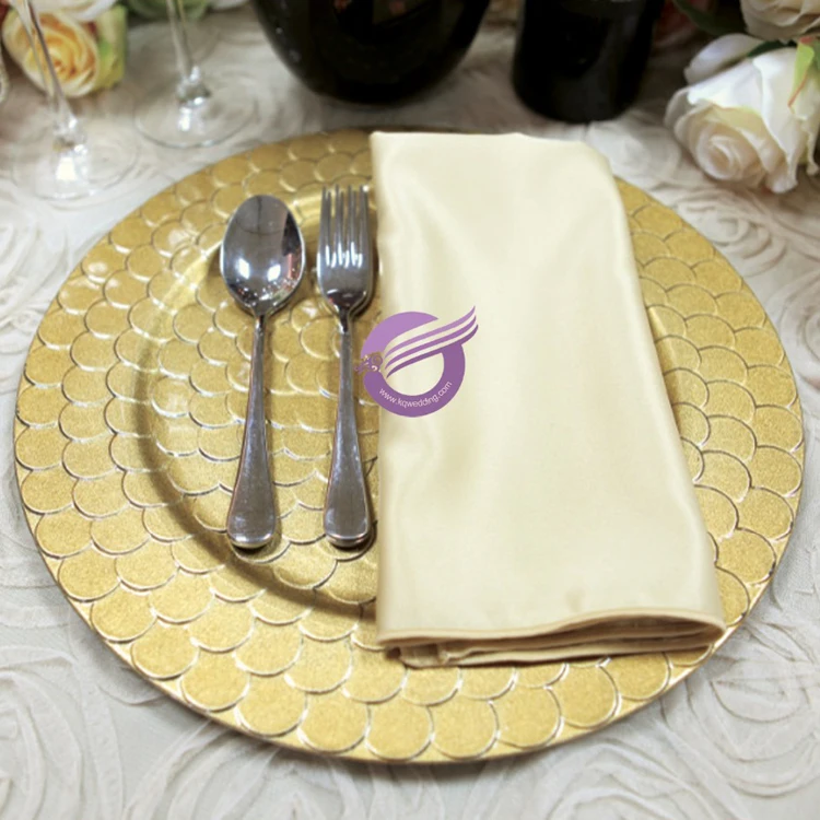 18104 fish scale gold cheap decorative washable plastic charger plates