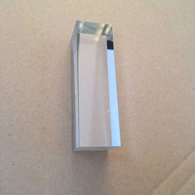 Антибликовым покрытием Right Angle Prism с покрытием