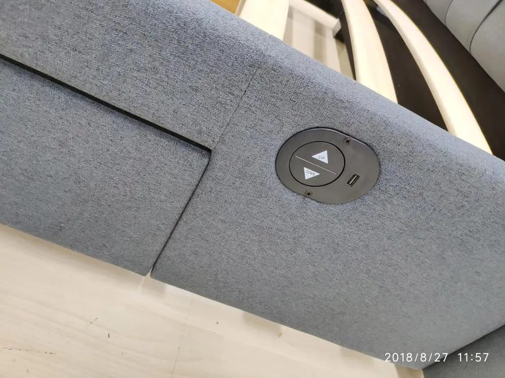 
General Use Luxury Wood Furniture Bedroom Set Automatic Lift TV Bed 