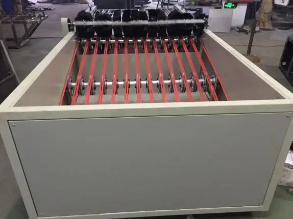 China Manufacture Disposable Plastic Cup Stacking Machinery