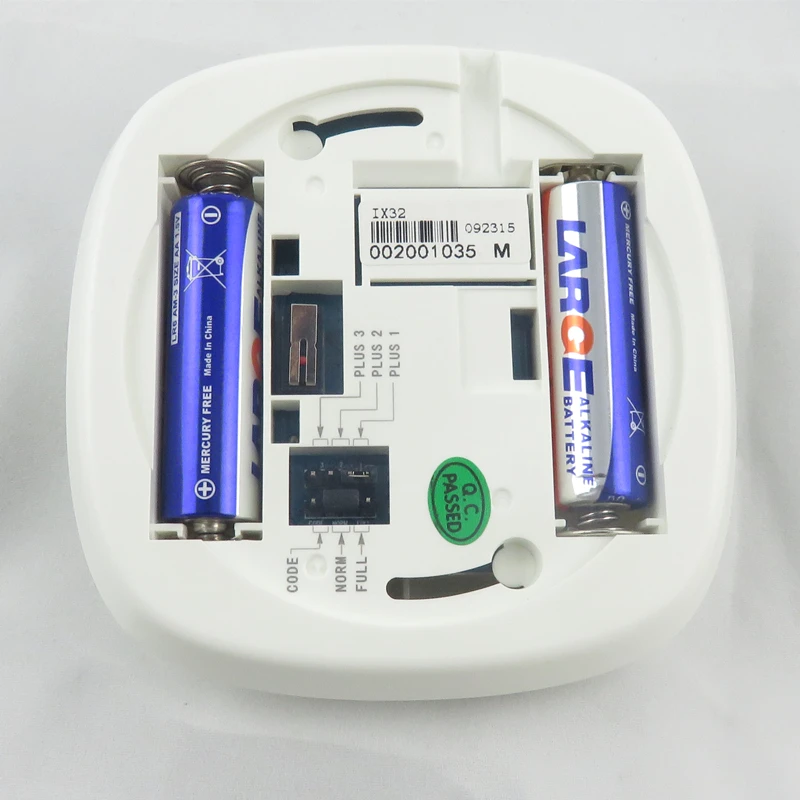 ZWAVE pir motion detector sensor is immune to animals that can compatible with smartthings