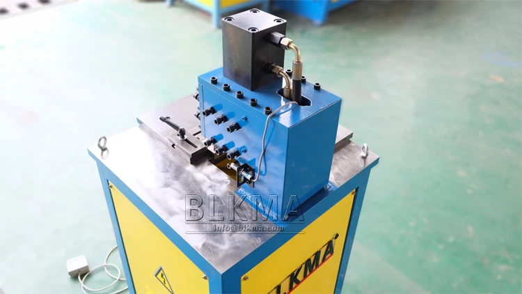 Гидравлическая машина для резки труб