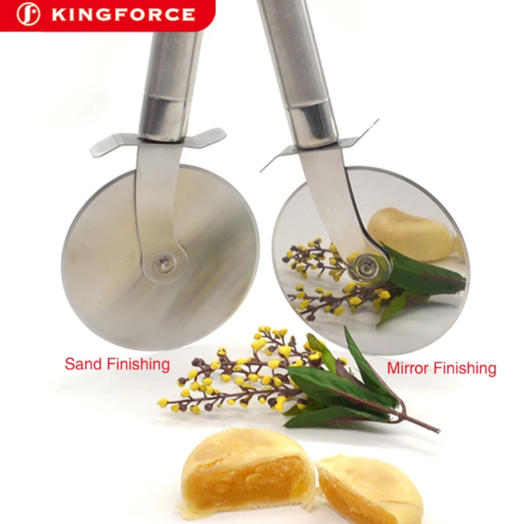 High quality 430 Stainless steel pizza cutter wheel wth Oak wooden handle/Pizza knife