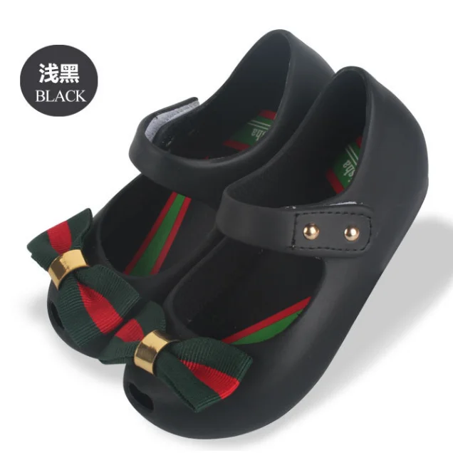 Cute cartoon design kids girls cheap sandals jelly shoes