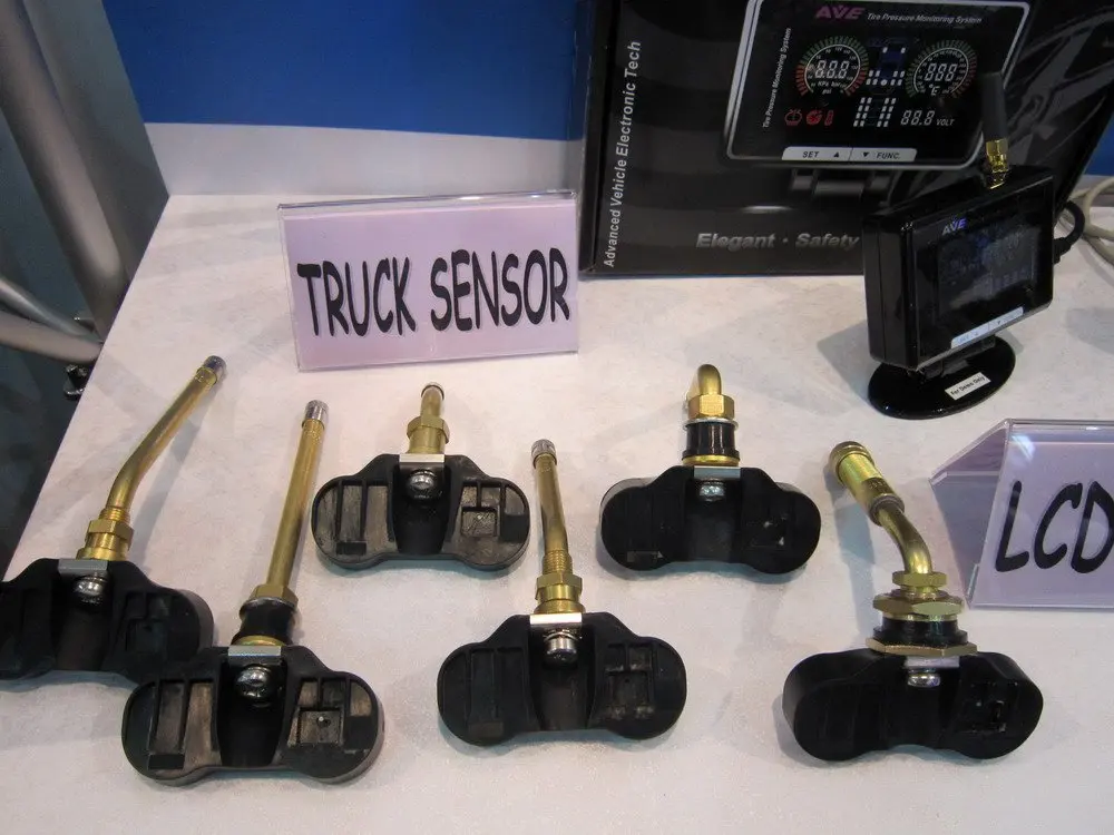 грузовик tpms: пр. цветной жк-дисплей tpms для грузовик/автобус/резюме датчика tpms система мониторинга давления автошины
