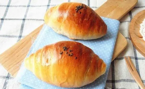 Automatic butter bread make machine or toast bread production line