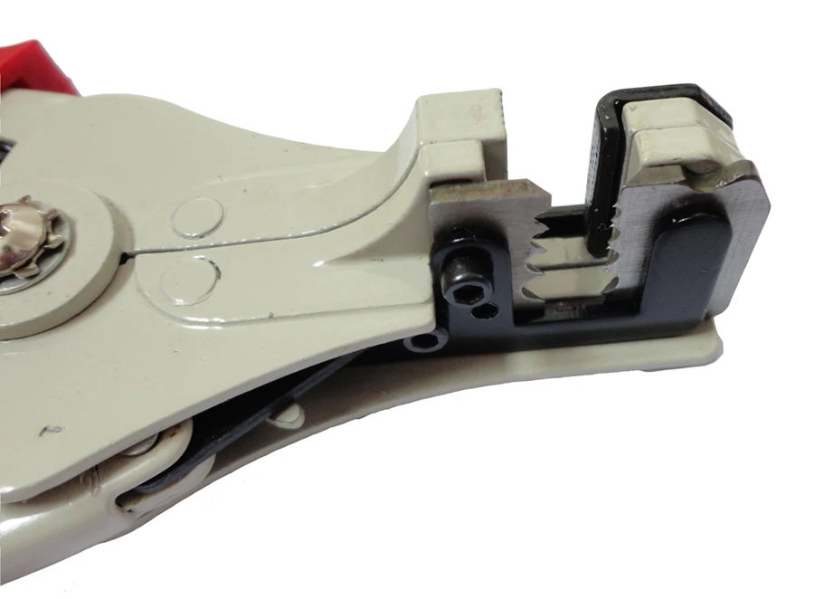 LS-700E automatic wire stripper for 1.5-6mm2 solar pv cable wire stripper Photovoltaic (pv) fiber stripper