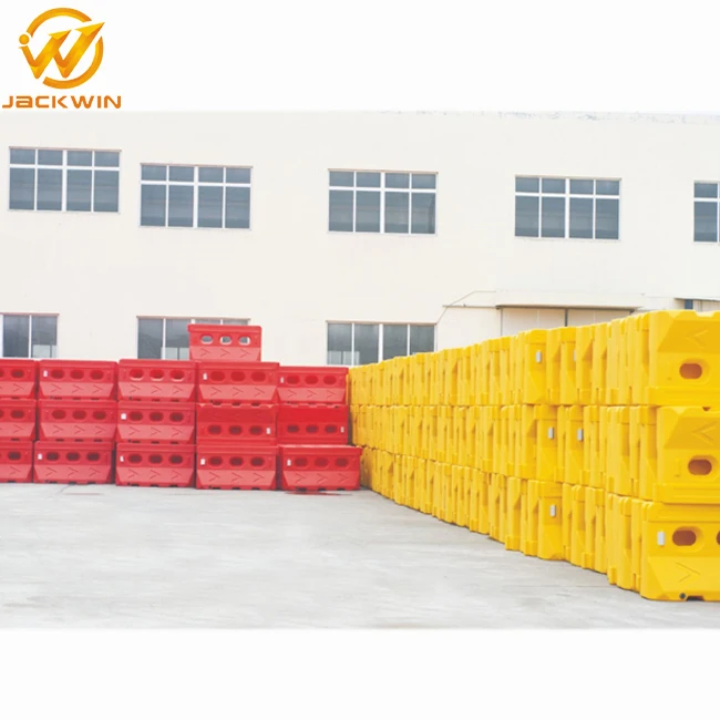 Portable Plastic Water Filled Jersey Barriers With Fence For Traffic Safety