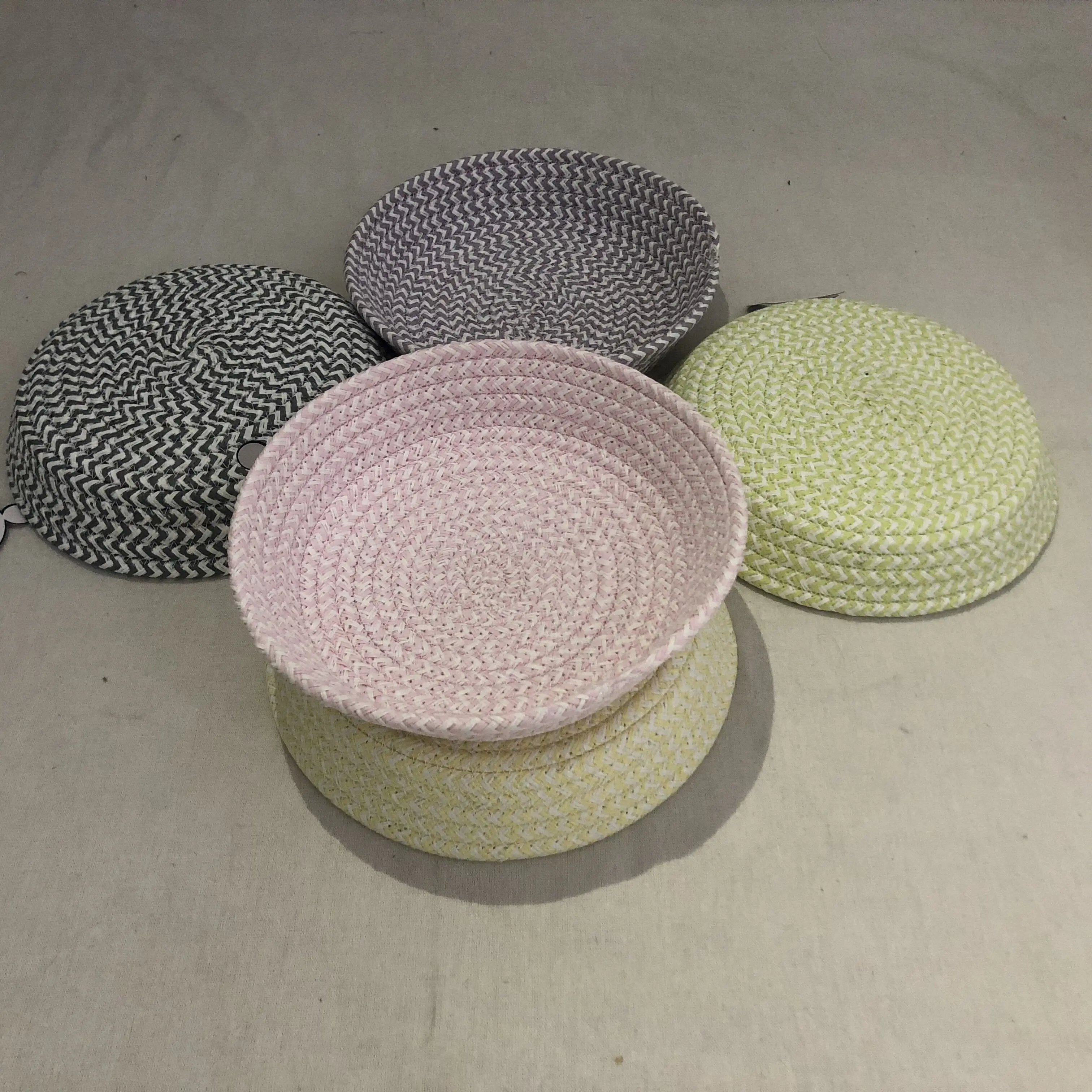 
2019 fashion home decoration paper plate 