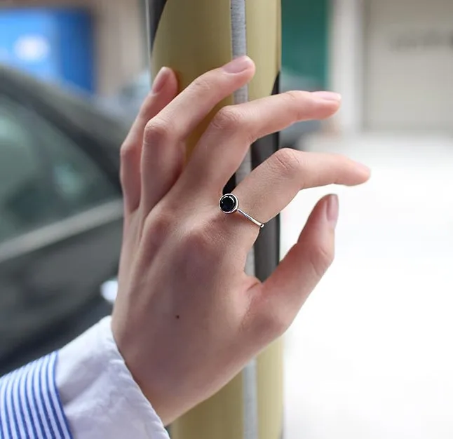 
ZXYR0107 fashion Korean S925 sterling silver ladies retro simple cuff round black agate ring gift silver jewelry 