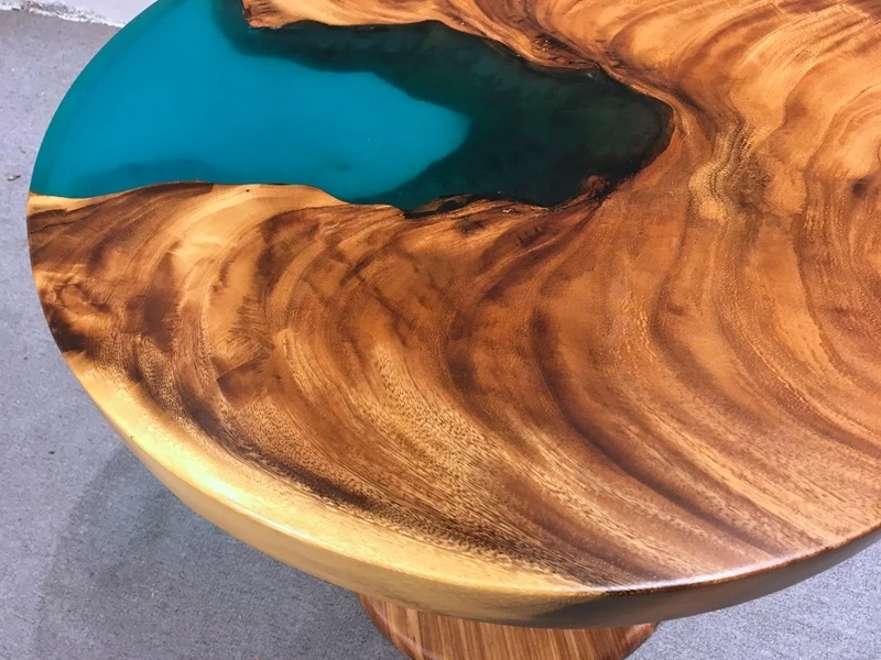 Beautiful Wood grain solid walnut wood with blue epoxy resin table top river round coffee table