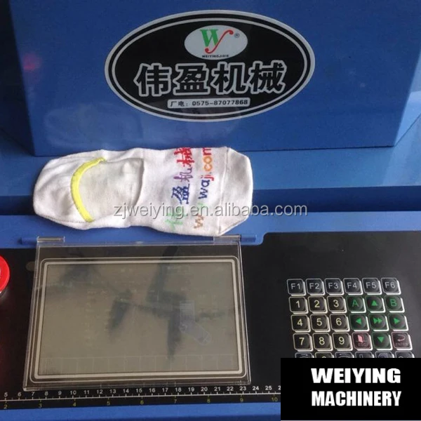 Full computerized automatic socks knitting machine